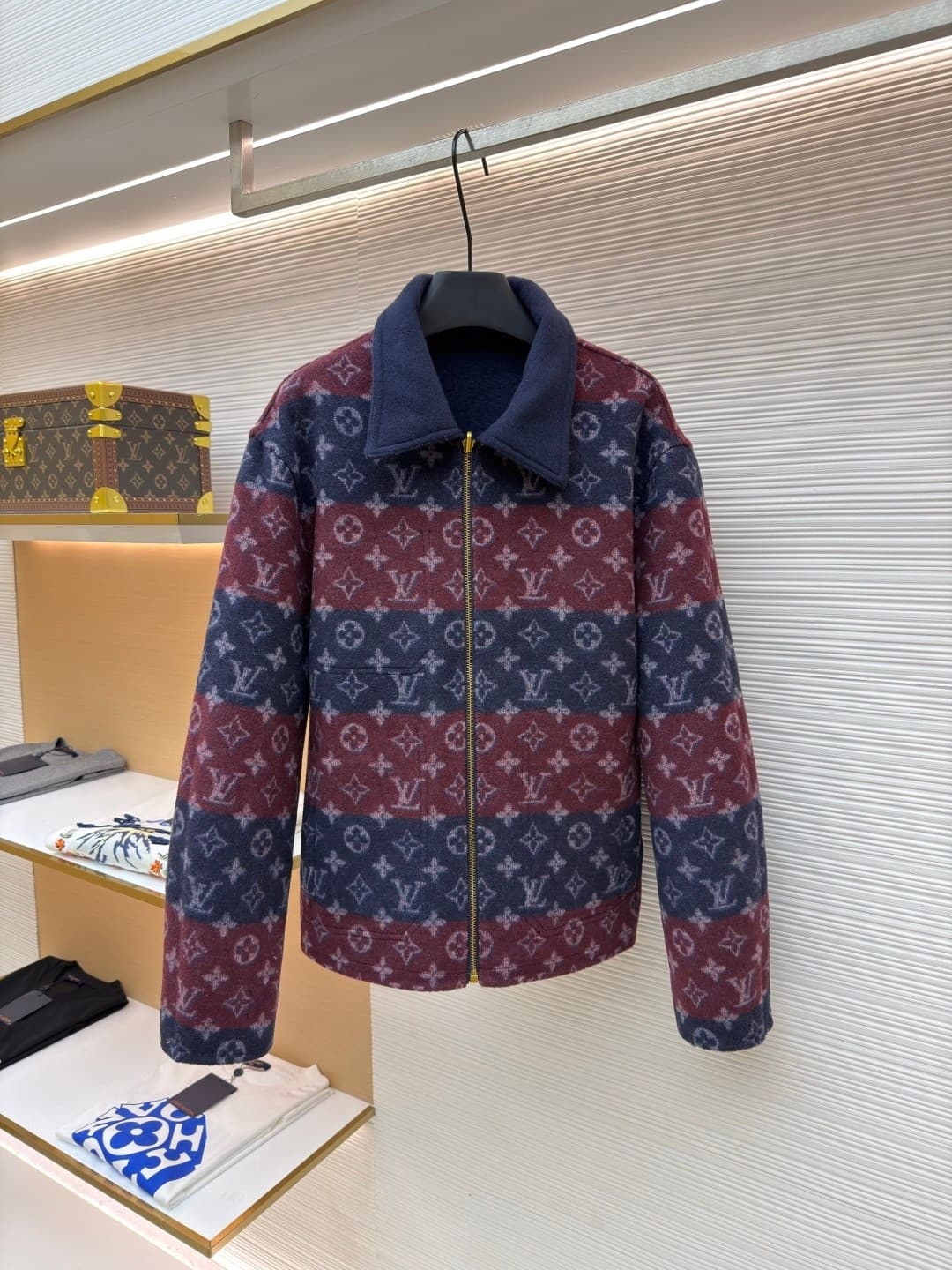 L X V Reversible fleece jacket